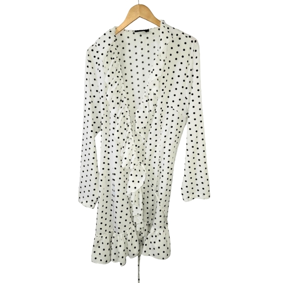 Plus Polka Dot Wrap Dress - Picture 5 of 6